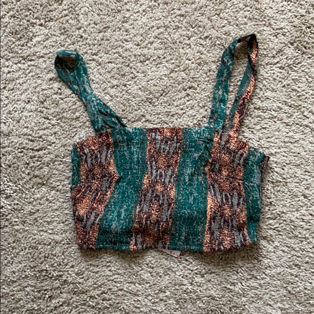 Crop top